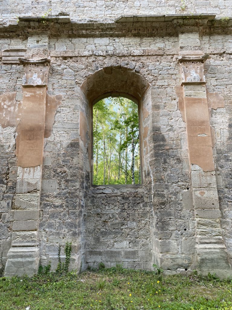 IMG 9806 768x1024